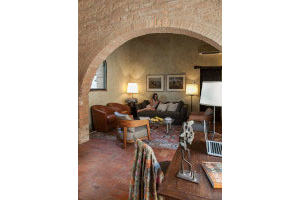 Seeking for harmony between original materials and colors